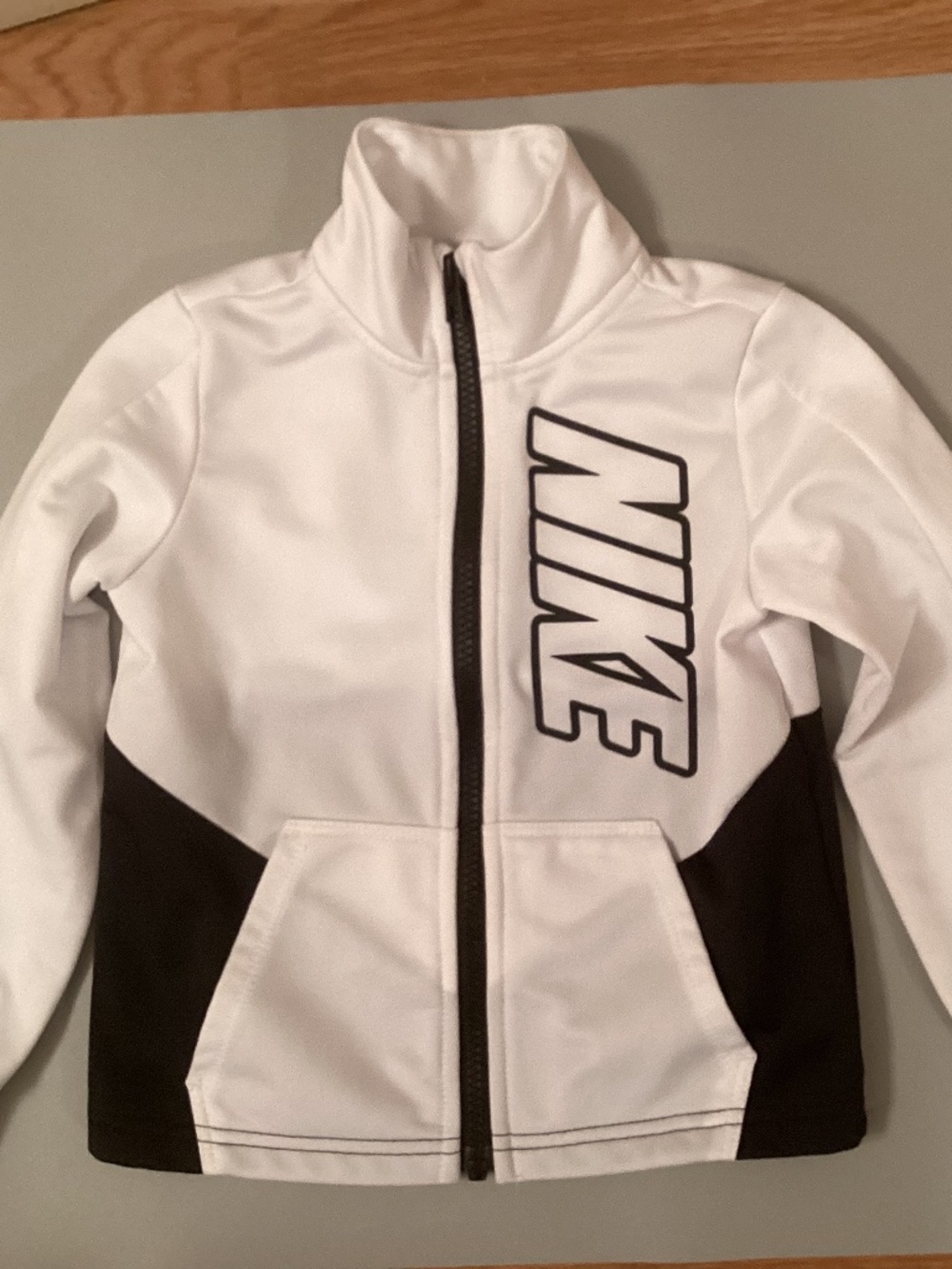 Nike baby zip up jacket (3T)